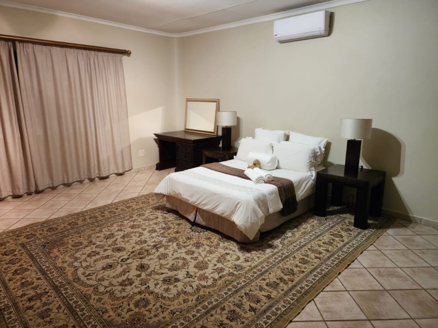 4 Bedroom Property for Sale in Ifafi North West